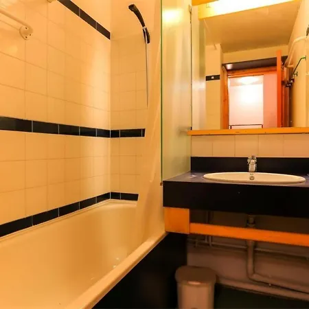Aux Pieds, - 6 Pers, 1er Etage, 31m², Proche Commerces Et Esf - Fr-1-637-24 * Val Thorens