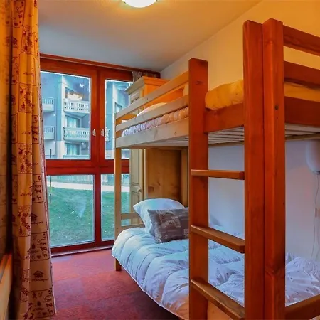 Апартаменты Aux Pieds, - 6 Pers, 1er Etage, 31m², Proche Commerces Et Esf - Fr-1-637-24 *